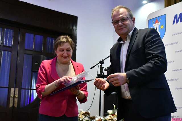 [WIDEO/FOTO] Podziękowano wolontariuszom i aktywnym społecznie. Uroczystość z okazji Światowego Dnia Wolontariatu