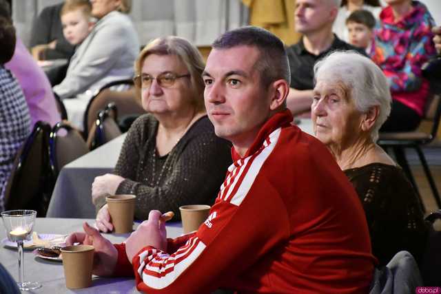 [WIDEO/FOTO] Podziękowano wolontariuszom i aktywnym społecznie. Uroczystość z okazji Światowego Dnia Wolontariatu