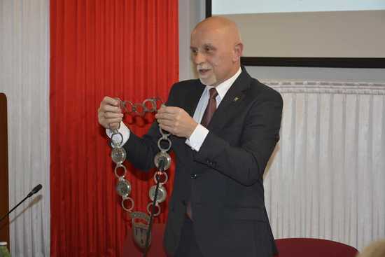 Przewodniczący i wiceprzewodniczący rady miejskiej złożyli rezygnację. Kto następcą?