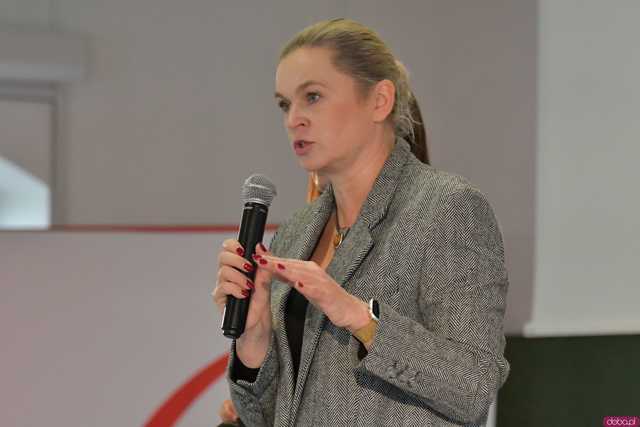 [WIDEO/FOTO] Ministra Edukacji, wicemarszałek Sejmu i influencer Prawo Marcina gośćmi specjalnymi V Dolnośląskiego Kongresu Młodzieży w Krzyżowej