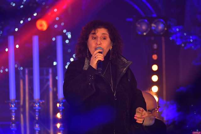 [WIDEO/FOTO] Eleni i zespół Ślad zagrali Koncert Bożonarodzeniowy w klimatycznym wnętrzu strzegomskiej bazyliki