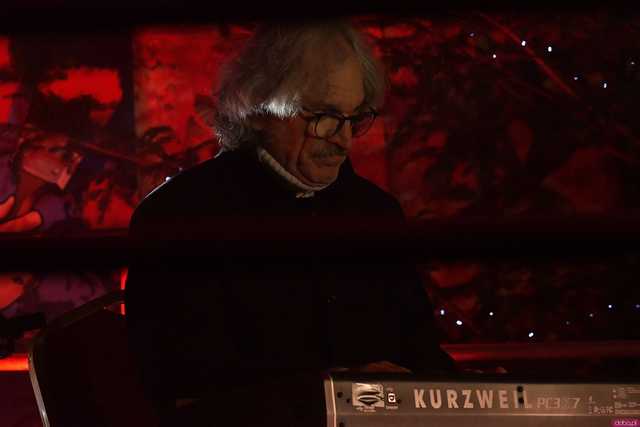 [WIDEO/FOTO] Eleni i zespół Ślad zagrali Koncert Bożonarodzeniowy w klimatycznym wnętrzu strzegomskiej bazyliki