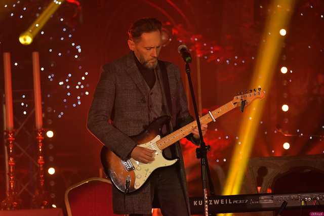 [WIDEO/FOTO] Eleni i zespół Ślad zagrali Koncert Bożonarodzeniowy w klimatycznym wnętrzu strzegomskiej bazyliki