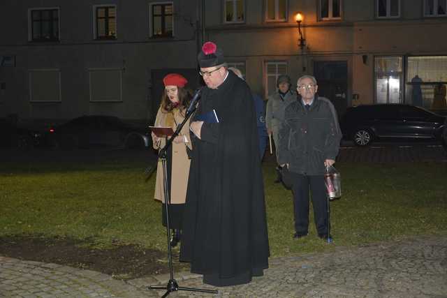[FOTO] W Strzegomiu upamiętnili 43. rocznicę wprowadzenia stanu wojennego