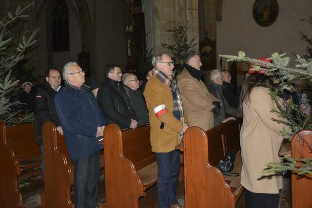 [FOTO] W Strzegomiu upamiętnili 43. rocznicę wprowadzenia stanu wojennego