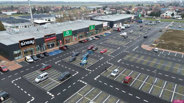 [FOTO z POWIETRZA] Nowe centrum handlowe już otwarte! Jakie sklepy są tam dostępne? 