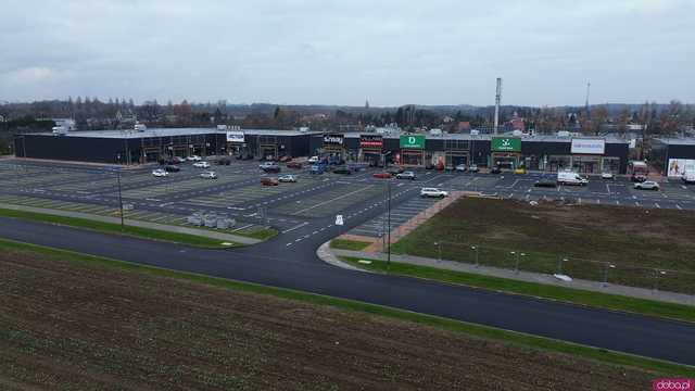 [FOTO z POWIETRZA] Nowe centrum handlowe już otwarte! Jakie sklepy są tam dostępne? 