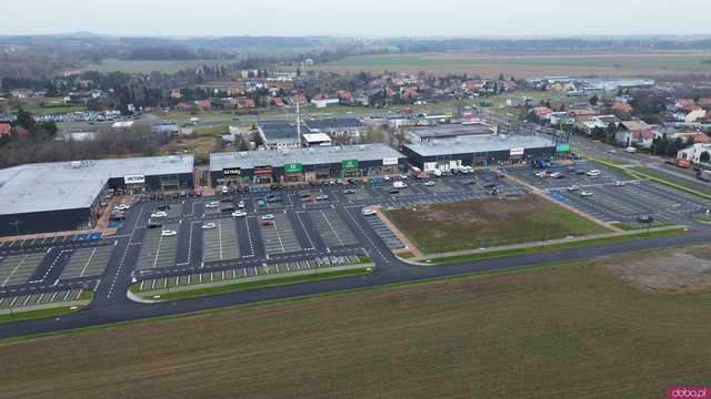 [FOTO z POWIETRZA] Nowe centrum handlowe już otwarte! Jakie sklepy są tam dostępne? 