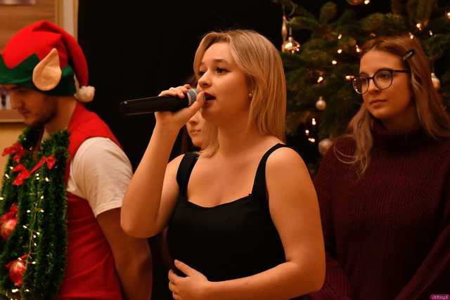 [WIDEO/FOTO] Rozstrzygnięcie świątecznych konkursów i Bożonarodzeniowa Gala w Hotelarce