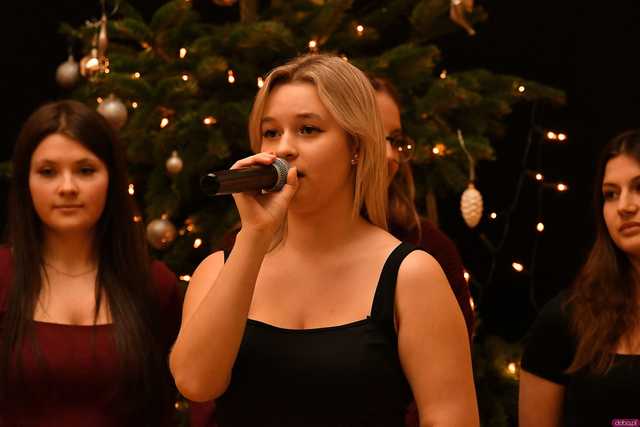 [WIDEO/FOTO] Rozstrzygnięcie świątecznych konkursów i Bożonarodzeniowa Gala w Hotelarce