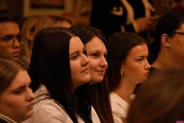 [WIDEO/FOTO] Rozstrzygnięcie świątecznych konkursów i Bożonarodzeniowa Gala w Hotelarce