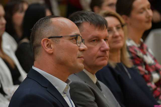 [WIDEO/FOTO] Rozstrzygnięcie świątecznych konkursów i Bożonarodzeniowa Gala w Hotelarce