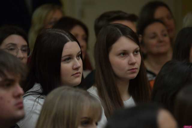 [WIDEO/FOTO] Rozstrzygnięcie świątecznych konkursów i Bożonarodzeniowa Gala w Hotelarce