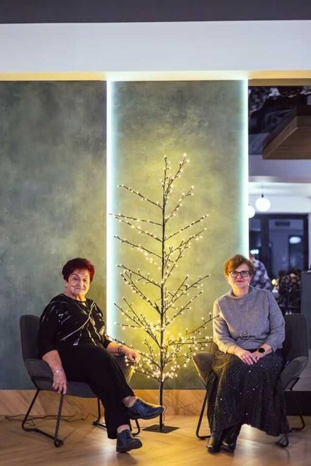 [FOTO] Studenci UTW Żarów spotkali się na wieczerzy wigilijnej