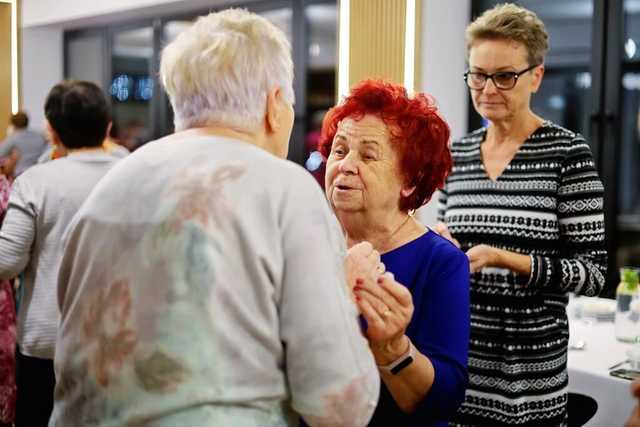 [FOTO] Studenci UTW Żarów spotkali się na wieczerzy wigilijnej