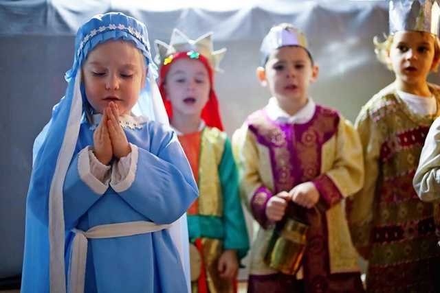 [FOTO] Wigilia przedszkolaków z Bajkowej Krainy w Żarowie