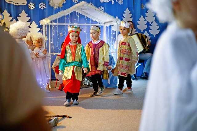 [FOTO] Wigilia przedszkolaków z Bajkowej Krainy w Żarowie