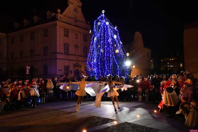 [WIDEO/FOTO] Występy artystyczne i ciepły poczęstunek podczas Wigilii Organizacji Pozarządowych w Świdnicy