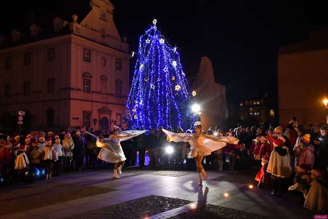 [WIDEO/FOTO] Występy artystyczne i ciepły poczęstunek podczas Wigilii Organizacji Pozarządowych w Świdnicy
