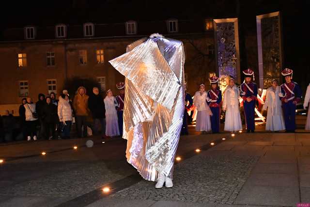 [WIDEO/FOTO] Występy artystyczne i ciepły poczęstunek podczas Wigilii Organizacji Pozarządowych w Świdnicy