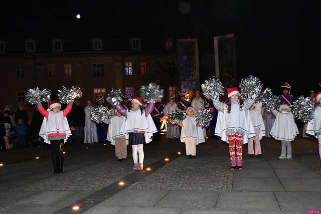 [WIDEO/FOTO] Występy artystyczne i ciepły poczęstunek podczas Wigilii Organizacji Pozarządowych w Świdnicy