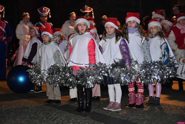 [WIDEO/FOTO] Występy artystyczne i ciepły poczęstunek podczas Wigilii Organizacji Pozarządowych w Świdnicy