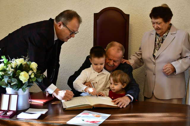 [FOTO] Podwójne Złote Gody! Ci mili państwo świętowali jubileusz 50-lecia pożycia małżeńskiego