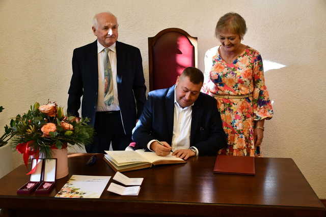 [FOTO] Podwójne Złote Gody! Ci mili państwo świętowali jubileusz 50-lecia pożycia małżeńskiego