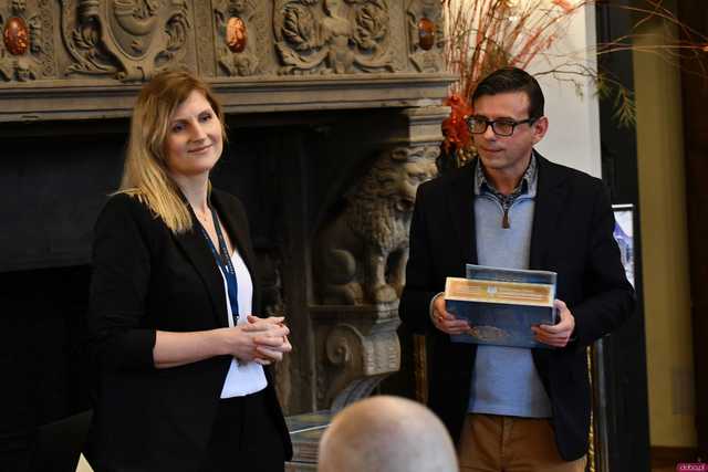 [FOTO] Zrozumieć kościoły. W Zamku Książ podsumowali projekt i przedstawili nową grę planszową