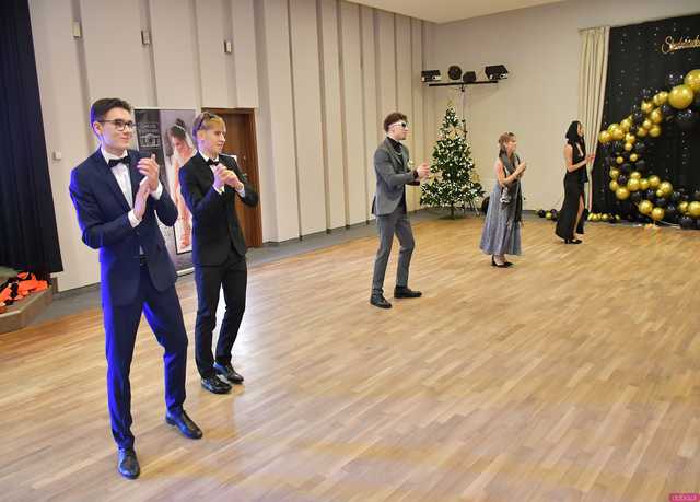 [FOTO] Ależ to był bal! Studniówka Liceum Ogólnokształcącego w Świebodzicach