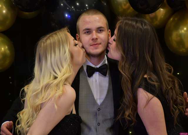 [FOTO] Ależ to był bal! Studniówka Liceum Ogólnokształcącego w Świebodzicach