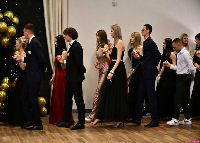[FOTO] Ależ to był bal! Studniówka Liceum Ogólnokształcącego w Świebodzicach