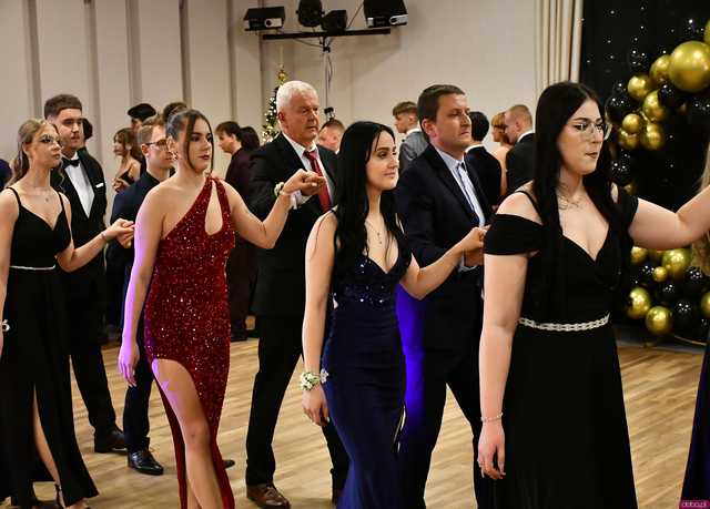 [FOTO] Ależ to był bal! Studniówka Liceum Ogólnokształcącego w Świebodzicach