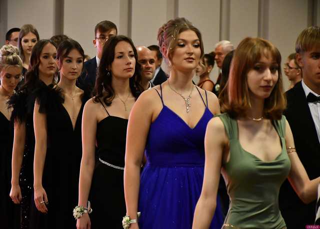 [FOTO] Ależ to był bal! Studniówka Liceum Ogólnokształcącego w Świebodzicach