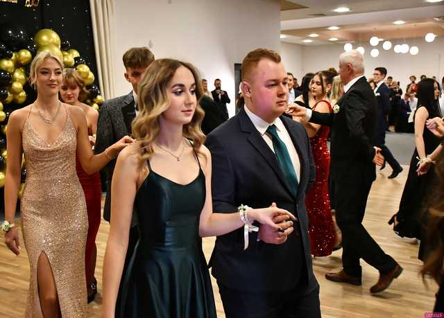 [FOTO] Ależ to był bal! Studniówka Liceum Ogólnokształcącego w Świebodzicach