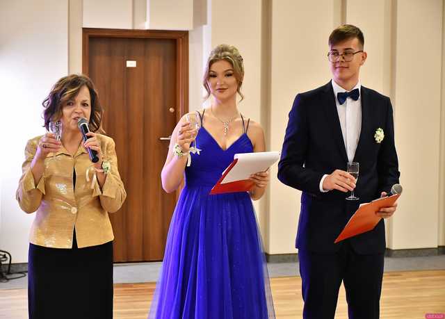 [FOTO] Ależ to był bal! Studniówka Liceum Ogólnokształcącego w Świebodzicach