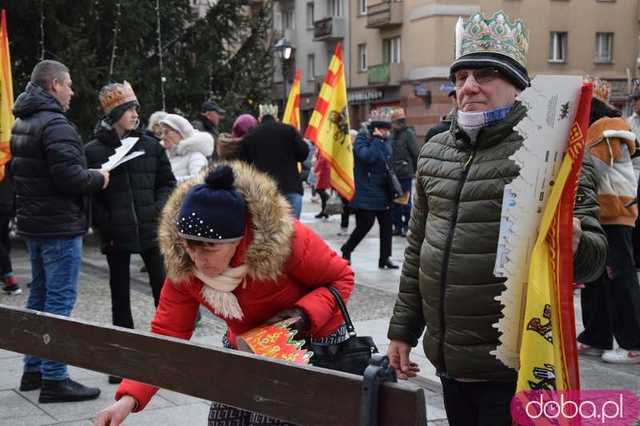 [FOTO] Tłumy uczestniczyły w świdnickim Orszaku Trzech Króli