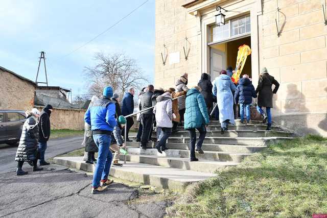 [WIDEO/FOTO] Orszak Trzech Króli przeszedł ulicami Dobromierza