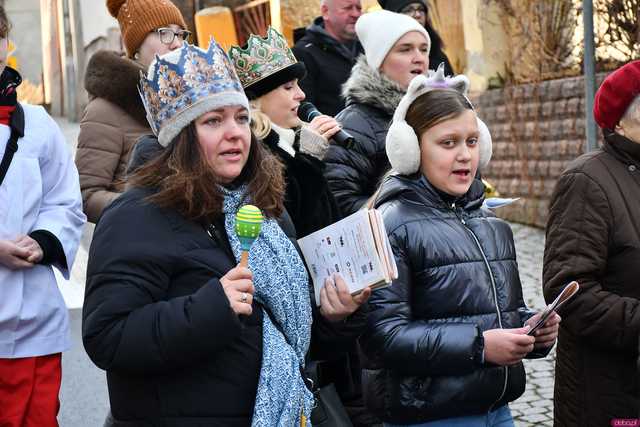 [WIDEO/FOTO] Orszak Trzech Króli przeszedł ulicami Dobromierza