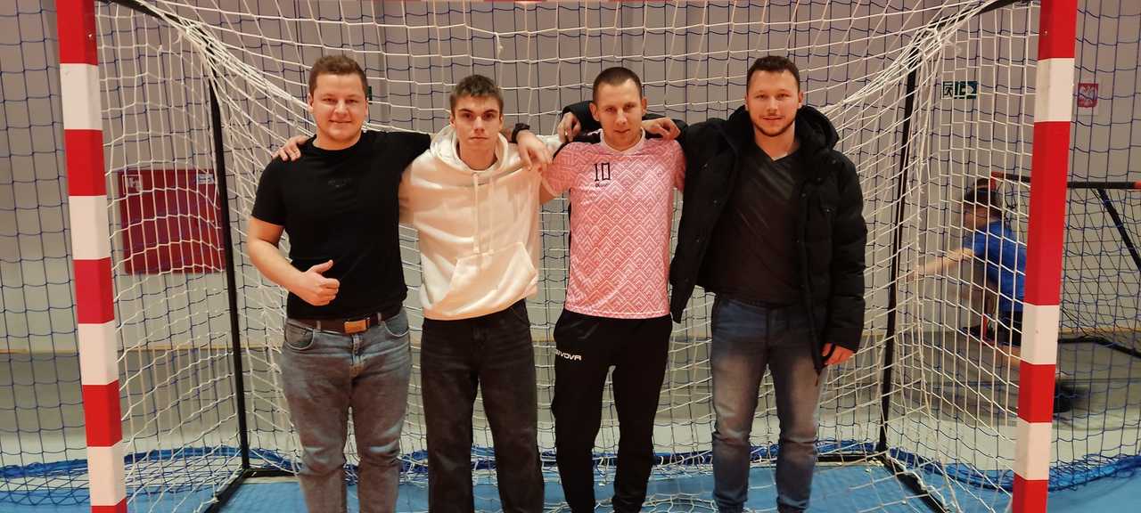 [FOTO] Licytacje, kiermasz, turniej piłkarski. W Jaworzynie Śląskiej zebrali dla chorej Oliwki sporą sumę pieniędzy 