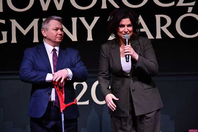 [WIDEO/FOTO] Pełna sala, podniosła atmosfera i występ gwiazdy podczas Spotkania Noworocznego w Żarowie