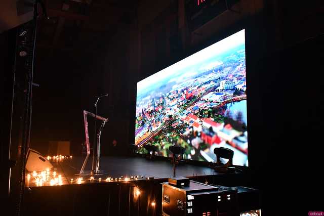 [WIDEO/FOTO] Pełna sala, podniosła atmosfera i występ gwiazdy podczas Spotkania Noworocznego w Żarowie