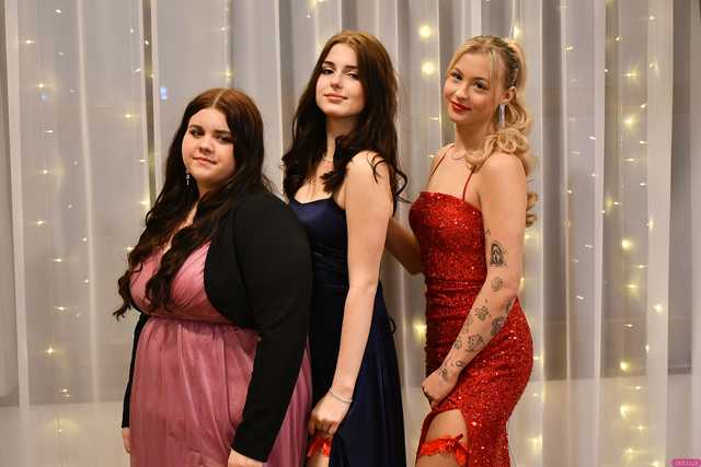 [FOTO] Ten wieczór zapamiętają na zawsze! Maturzyści z Hotelarki bawili się na balu studniówkowym