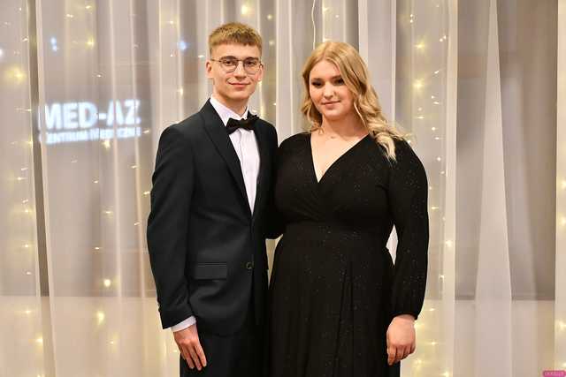 [FOTO] Ten wieczór zapamiętają na zawsze! Maturzyści z Hotelarki bawili się na balu studniówkowym