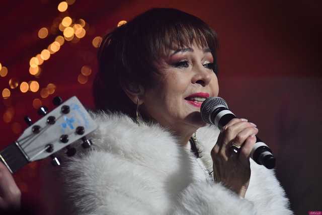 [WIDEO/FOTO] Izabela Trojanowska wystąpiła w Dobromierzu. Za nami XII Koncert Kolęd 