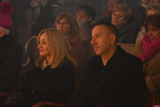 [WIDEO/FOTO] Izabela Trojanowska wystąpiła w Dobromierzu. Za nami XII Koncert Kolęd 