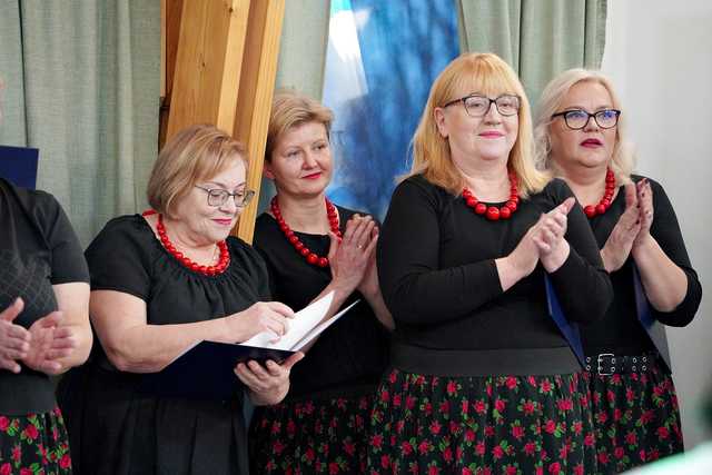 [FOTO] Mieszkańcy Bystrzycy Dolnej pielęgnowali tradycje na Spotkaniu Noworocznym