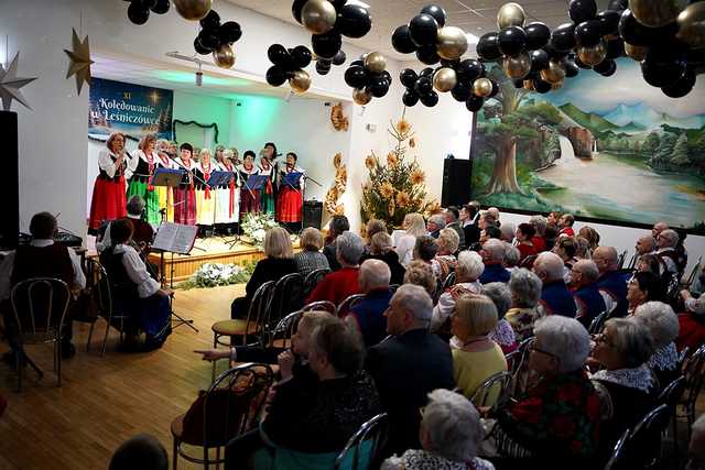 [FOTO] Po raz jedenasty kolędowali w witoszowskiej leśniczówce