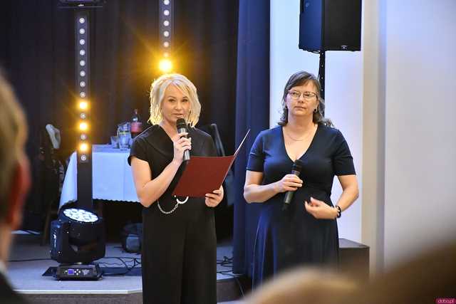 [WIDEO/FOTO] Ten wieczór zapamiętają do końca życia! Studniówka Zespołu Szkół Ekonomicznych w Świdnicy