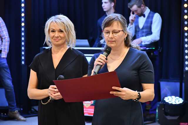 [WIDEO/FOTO] Ten wieczór zapamiętają do końca życia! Studniówka Zespołu Szkół Ekonomicznych w Świdnicy